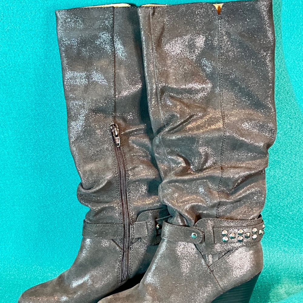 Sofft Shimmering Black Heeled Boots